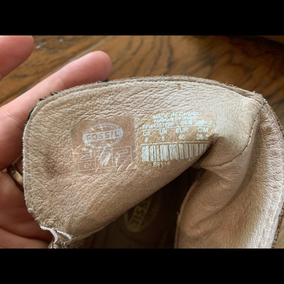 FOSSIL low heel leather bootie sz 9 - Picture 5 of 7